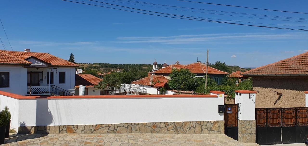 Biser Guest House Eolea מראה חיצוני תמונה