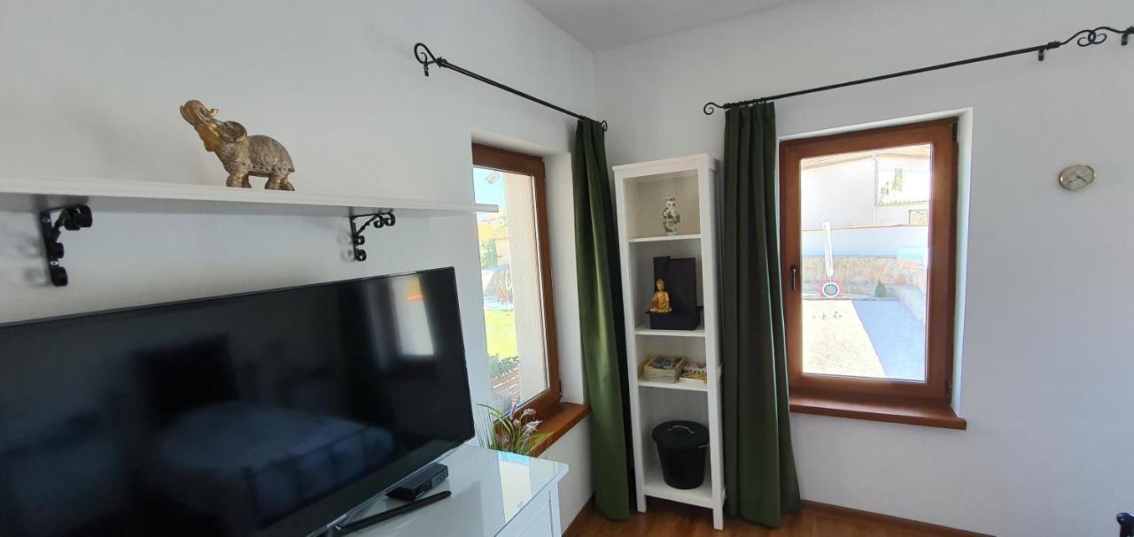 Biser Guest House Eolea מראה חיצוני תמונה